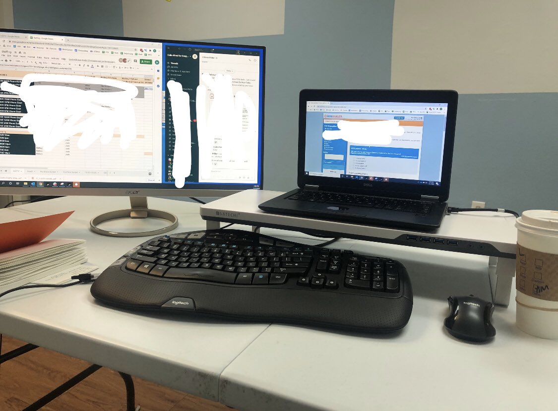 MalHartsEarth's tweet photo. @DanyaRafiqi Callin for Colin in #TX32 with the two screen energy!! Join us to #Keep32Blue https://t.co/WiSqDixm0D https://t.co/vYOTBK3scM