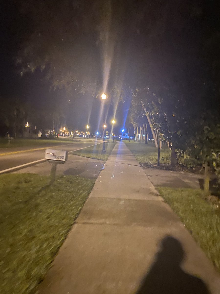 JamesHoller2021's tweet photo. Perfect night for a run #cardio #offthefieldwork #athlete https://t.co/ZHpOwyCFnf