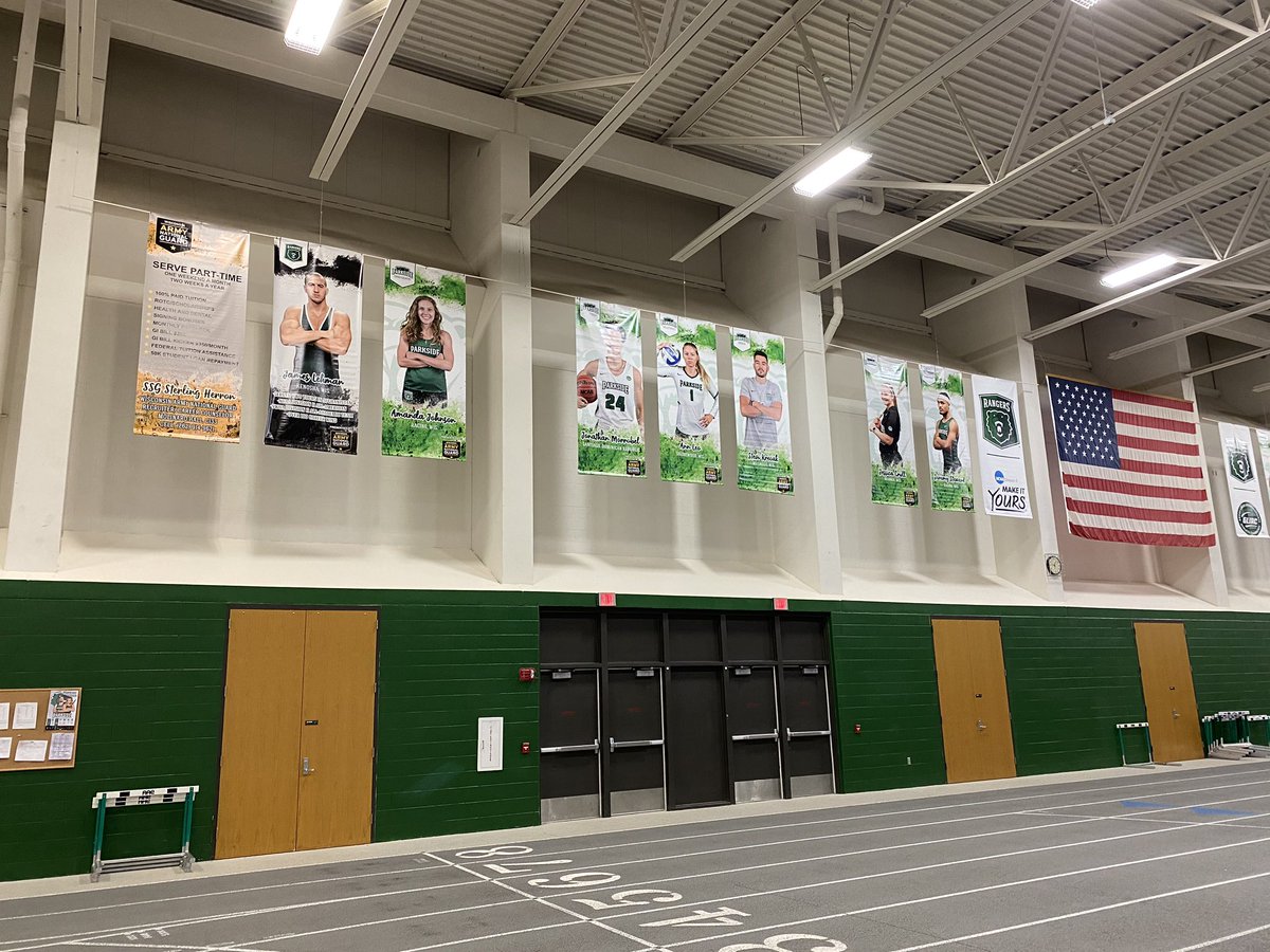 AndrewGavinAD's tweet photo. In the office this Sunday evening and loved snapping pics of these new additions to Petretti Fieldhouse! Thanks to our partnership with the Parkside ROTC program and the Wisconsin National Guard! #RangerIMPACT #PositivityProgressPeople #TellingOurStory https://t.co/k8wwRhEw4Y