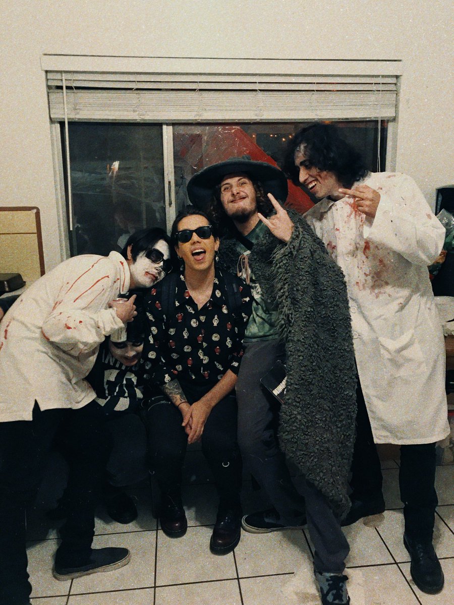 JARA (@jarathesinner) on Twitter photo 