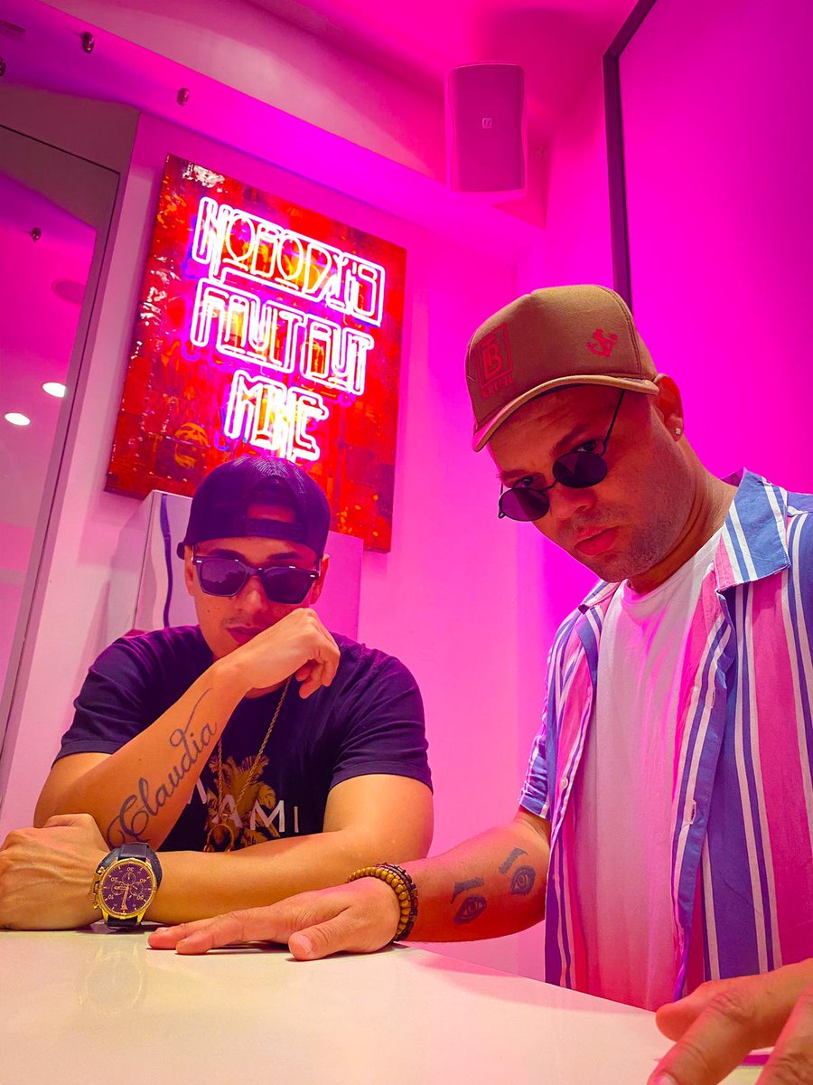 Djkaorumusic's tweet photo. Vibe with my bro @KruelBToficial  #Miami #Boston https://t.co/gxy0atkg0J