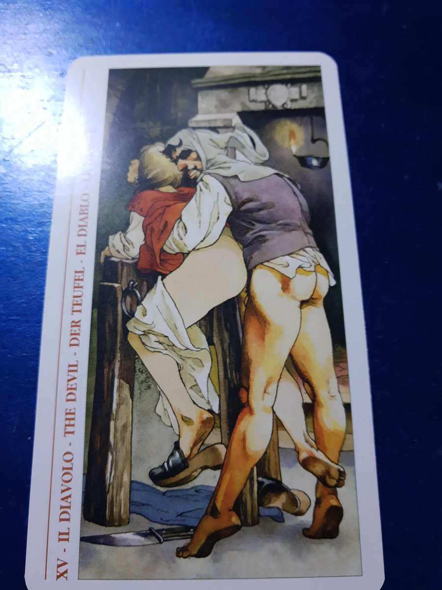 Sagitário: A hedionda carta da lua enche o coração dos sagitarianos de medos e receios. É um chamado para se conectar com a intuição e enxergar com clareza o que parece fácil demais. Cuidado com falsidade, falsos inimigos e expectativas.