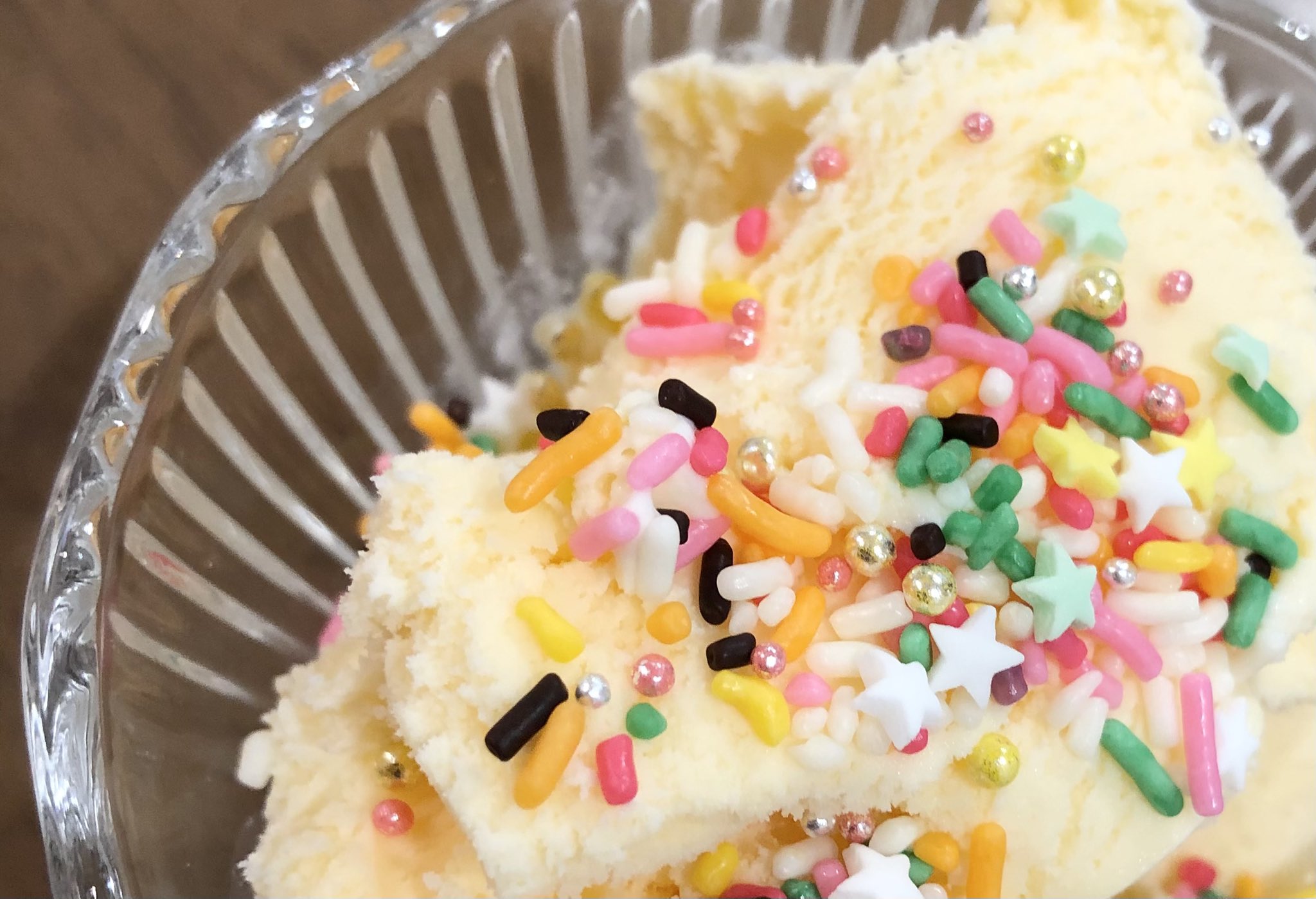 ふるえるとり スーパーカップにチョコスプレーなどなどでおうちアイスの会 T Co Qrwroqwmqd Twitter ふるえるとり スーパーカップにチョコスプレーなどなどでおうちアイスの会 T Co Qrwroqwmqd Twitter