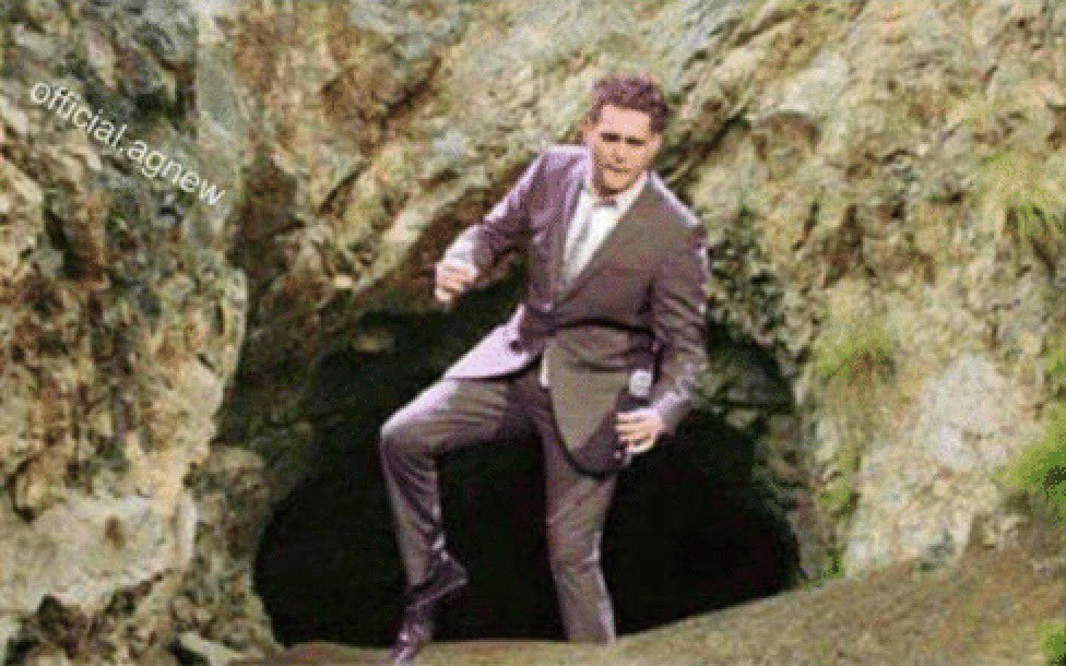 patrickharvey07's tweet photo. Michael Buble's gonna get a massive shock when he comes out of hibernation this year and asks what's been going on... https://t.co/JDFoUmM423