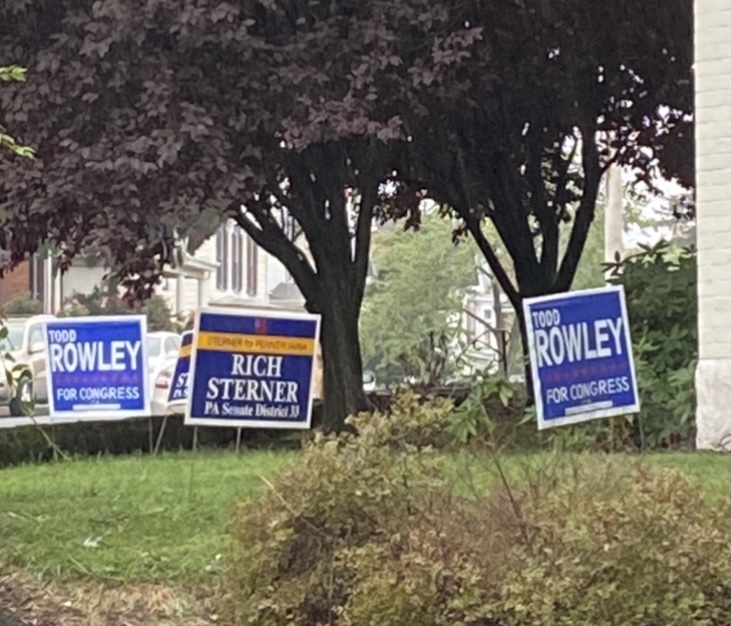 One. We saw one Trump sign on a house. The kind you buy, not the kind campaigns put up. We saw signs for the incumbent Republican House Member & signs for his Dem challenger. Each had signs for other R/Ds around them. But never Trump (or Biden). Put differently...4/9