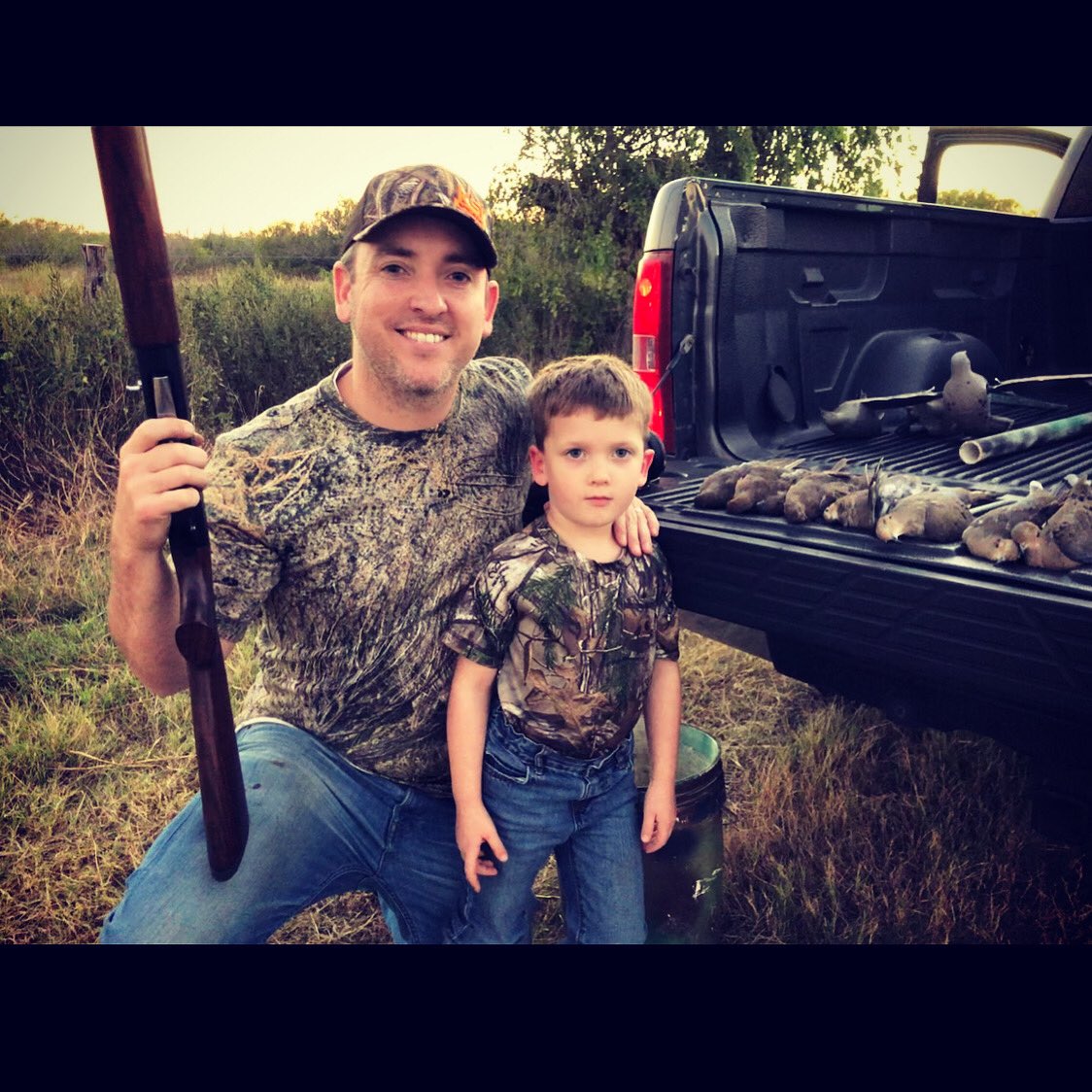 Asteavens's tweet photo. God Bless Texas https://t.co/PbEqLYalGv