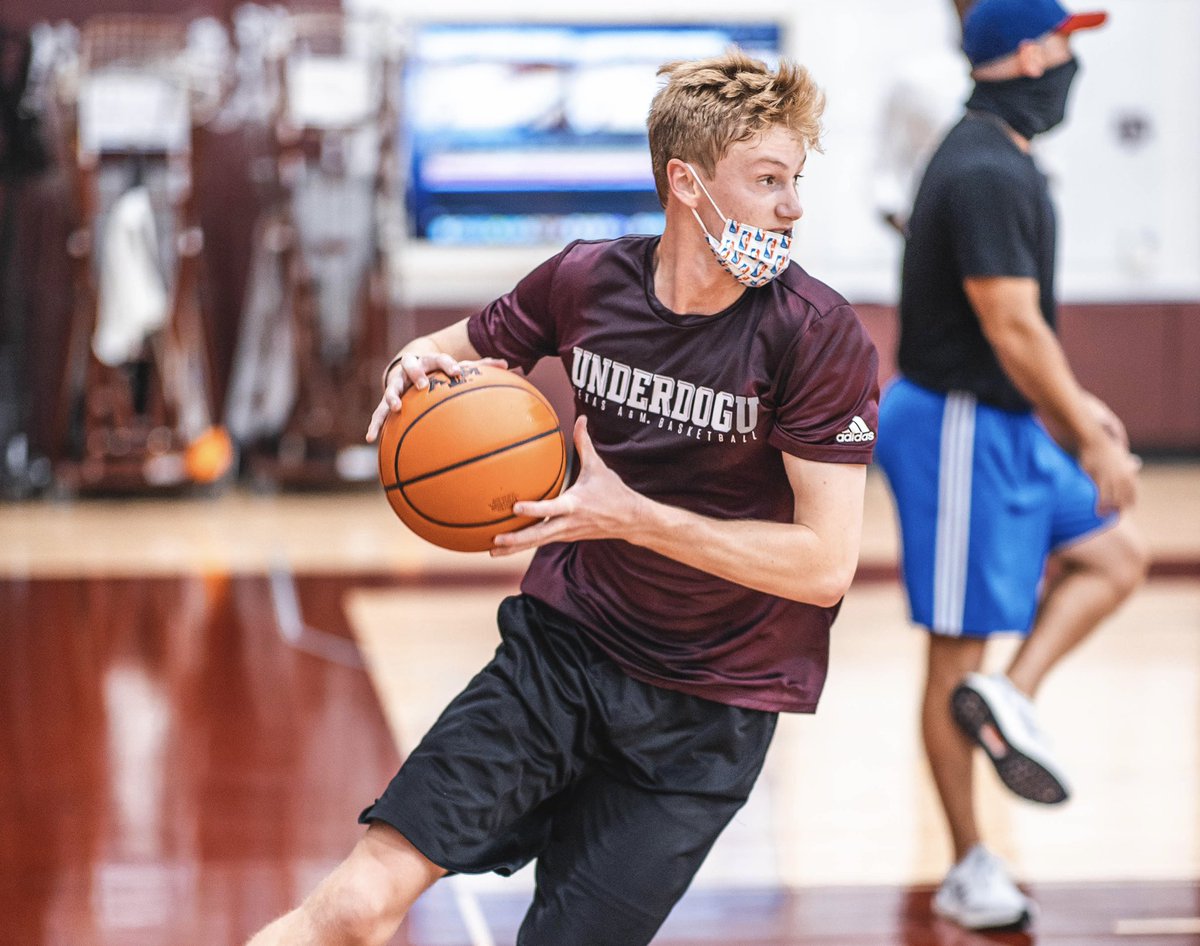 aggiembk's tweet photo. #UNDERDOGU https://t.co/DgFtA6DsKC