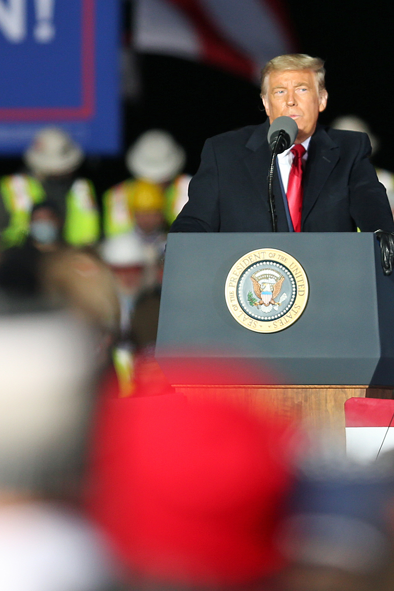 Proud and Honored to work for @thedailyveteran and continue to Cover @POTUS @realDonaldTrump once again at the Campaign Rally in Pennsylvania at The Butler Regional Airport on Halloween Night. #VeteransForTrump