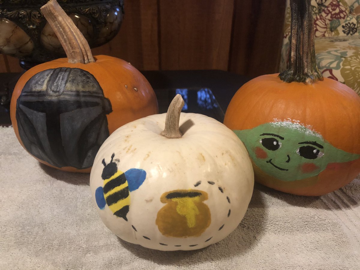 tyfighter93's tweet photo. Halloween 2020, I tell you whut https://t.co/oxtt4asCr6