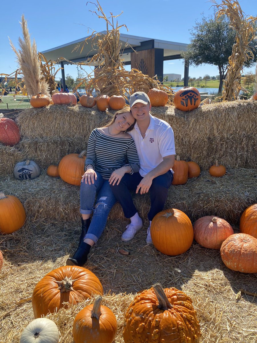 BaileyCarwile's tweet photo. 🎃🎃🎃 https://t.co/wDWO7Tsl2G