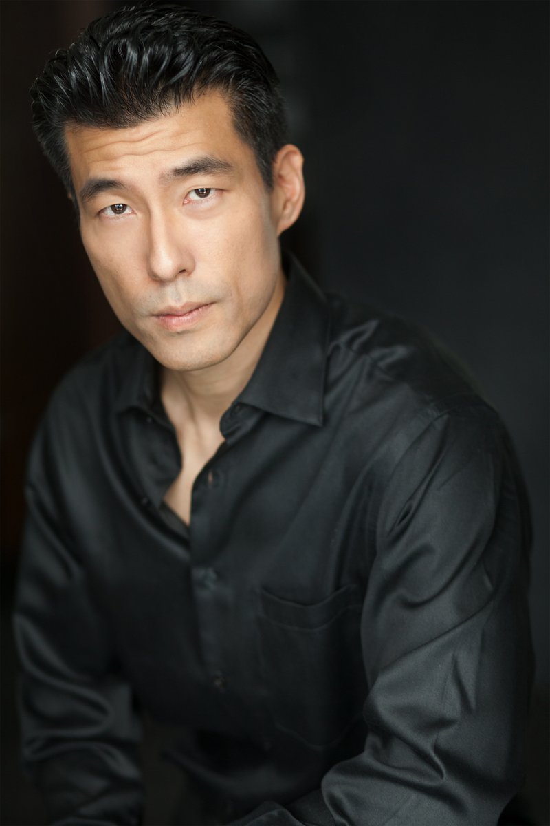 atlantistvru's tweet photo. Happy #Anniversary to #actor #KevanOhtsji (1975), #Stargate #SG1 #Oshu / #SunTzu the #FirstPrime #Jaffa of the #SystemLord #Yu!!!
https://t.co/3LQ8c4l8Z9
https://t.co/oxZ8bVN3M0
#StargateSG1 #SG #gueststar #Birthday #Jubilee #HappyBirthday https://t.co/Fu3toc1xIG