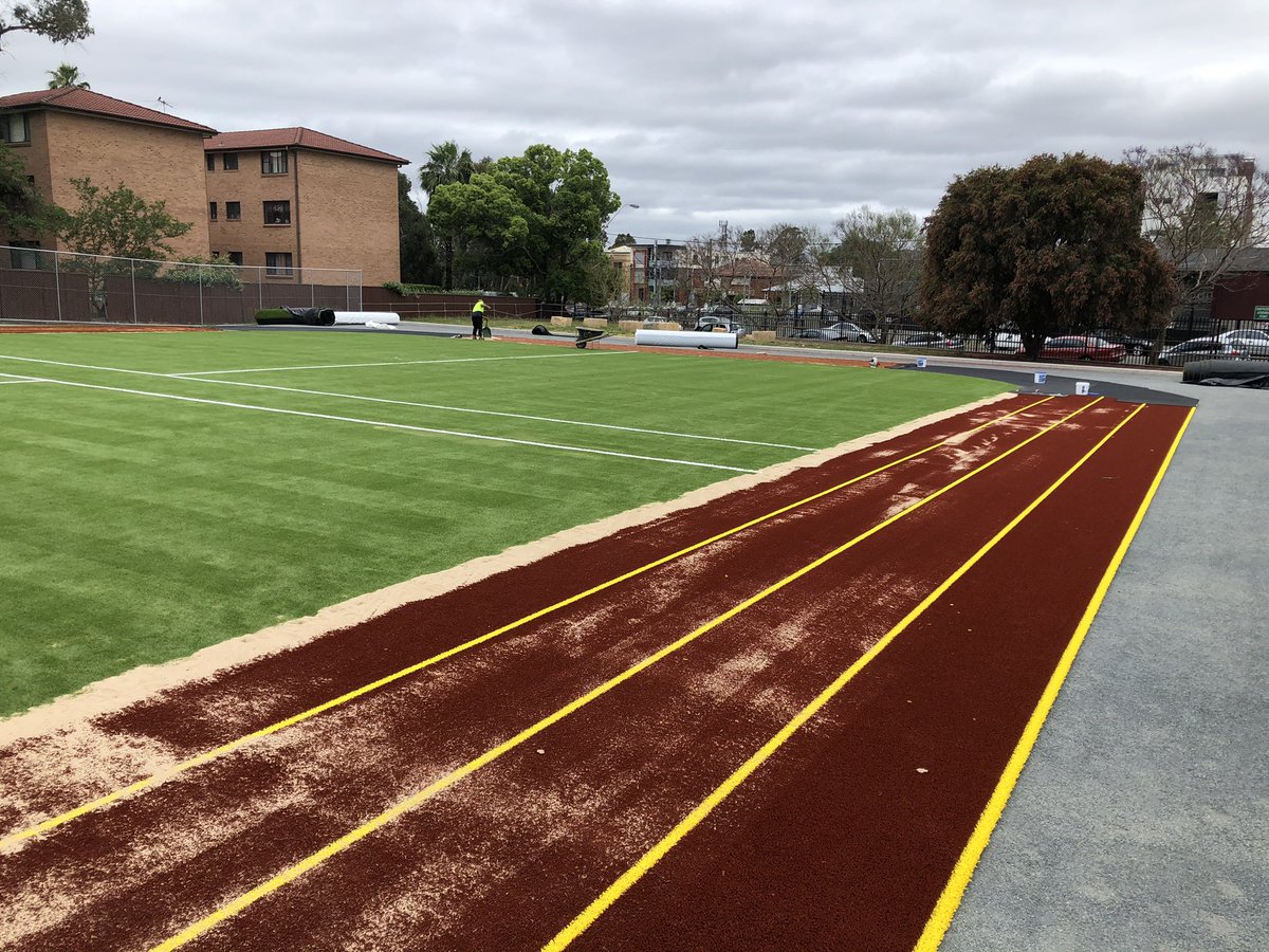 Guildford Public School’s new developed multi sports field is in the final stages of completion. Outstanding job by the team from #courtcraft @ChrishabChris @NSWEducation @johngkennedy2