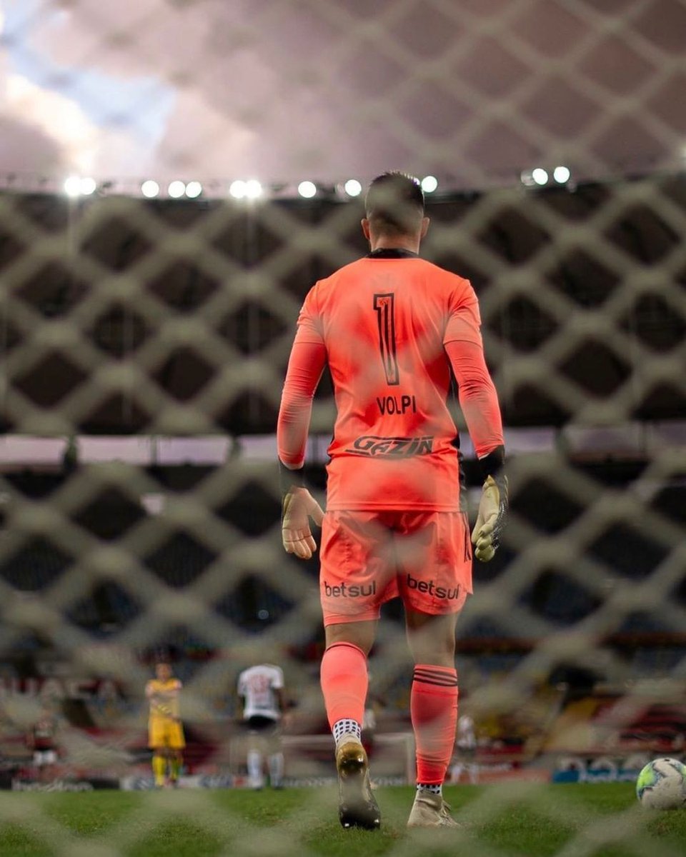 TiagoVolpi's tweet image. GRATIDÃO 🙌🏼 ⚽️
Dia inesquecível em um palco mágico.🔝
Vamos São Paulo! 🇾🇪

#TudoPossoNaqueleQueMeFortalece 🙏🏼

📸 jorgerodrigues.jorge