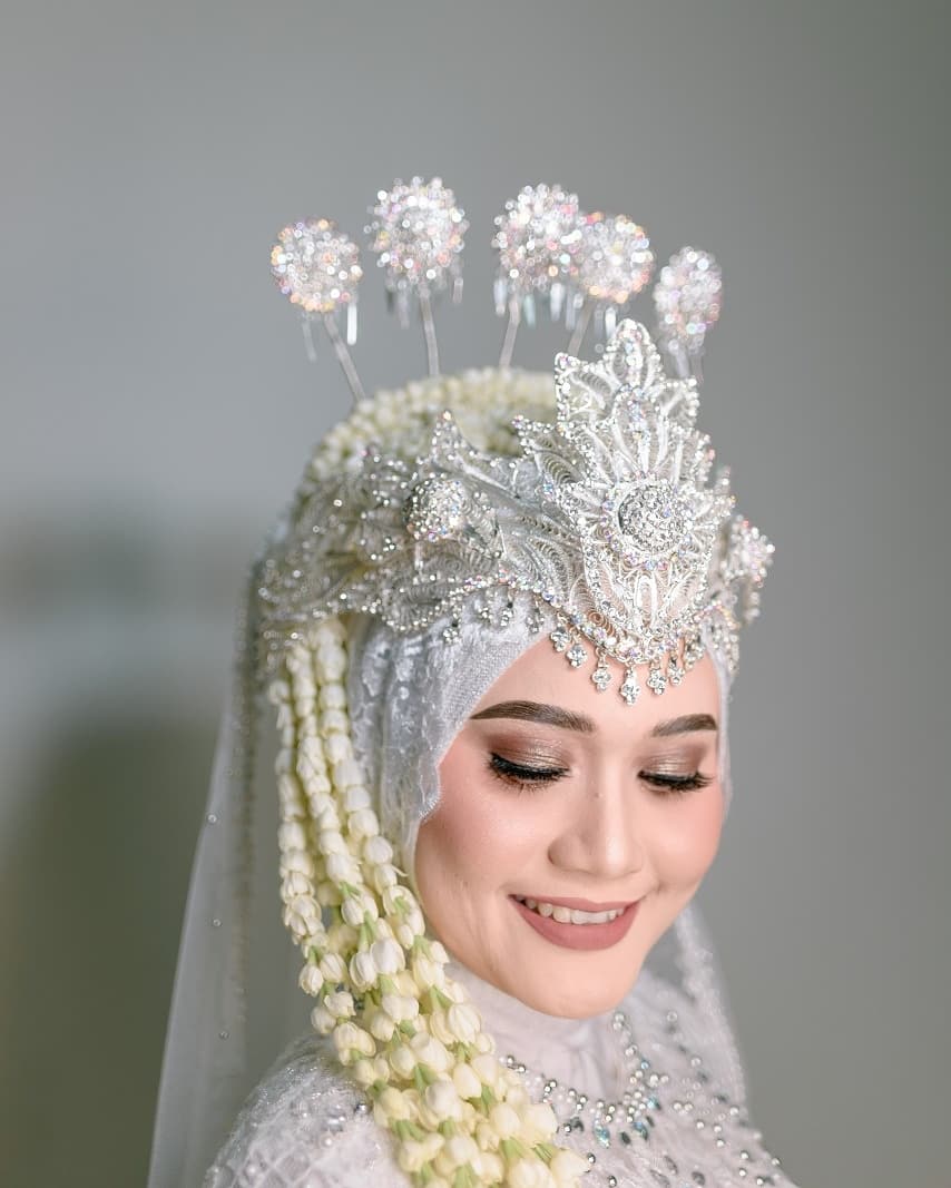 HotelSahidLC's tweet photo. A great marriage is not when the perfect couple comes together. It is when an imperfect couple learns to enjoy their differences.

Trusting us as the venue for your special day.

Sahid Jaya Lippo Cikarang
021-8972352
081319141928

#sahidjayalippocikarang #sahidhotels #wedding https://t.co/x4AHU0ysU8