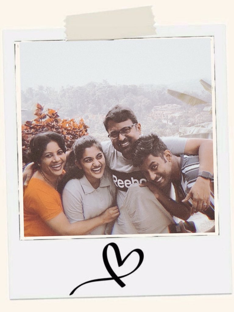 i_nivethathomas's tweet photo. Goals, perseverance, discipline, prayer, happiness, gratitude, service, love and kindness. Plan for my 25th year on earth.
This year will see the start &amp; progress of new things &amp; I feel happy to share them with you one day at a time. 
Keep me in your prayers.
Love, 
Nivetha 
♥️ https://t.co/DcBpgBzmgL