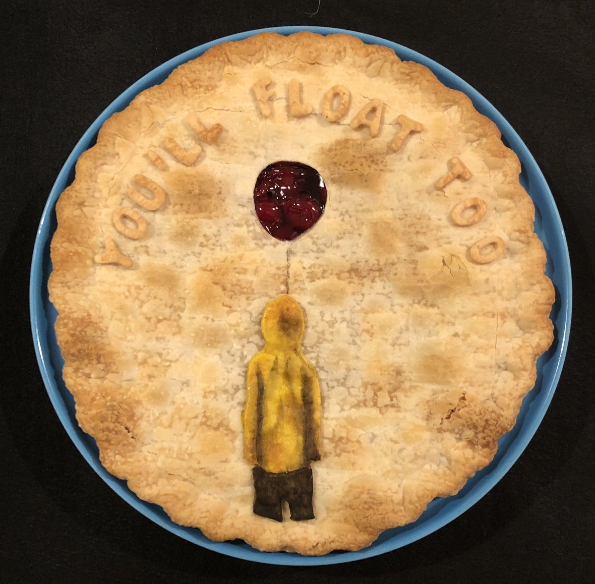 pandapants's tweet photo. Favorite horror movie on a pie. #gish #item46 https://t.co/qyhpxD9fno