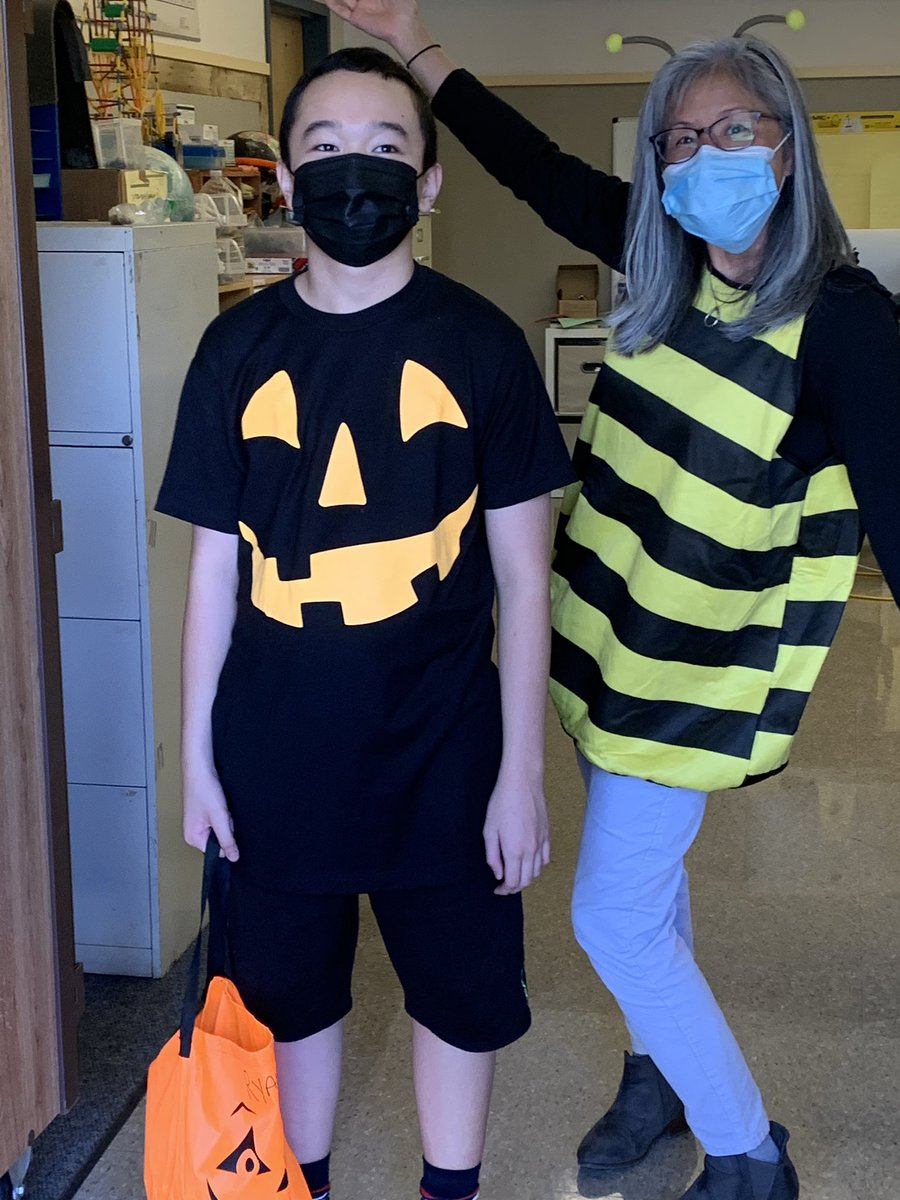 Blach School tweet media