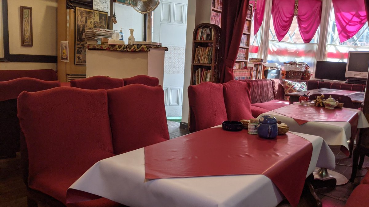 ピョコタン 西日暮里駅前の喫茶店 フィレンツェ のランチ ママさんワンオペで手の込んだ日替わりメニュー これにコーヒーも付いて670円 安すぎて申し訳なくなっちゃうなあ テーブルクロスもきれいになってた 徹夜でリニューアルしたとのこと