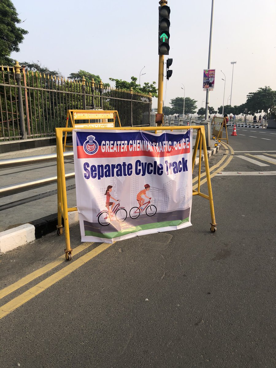 Separate cycle pop lane on Marina Beach Road #cycling #ChennaiCycling #GreenPedals @fmrock