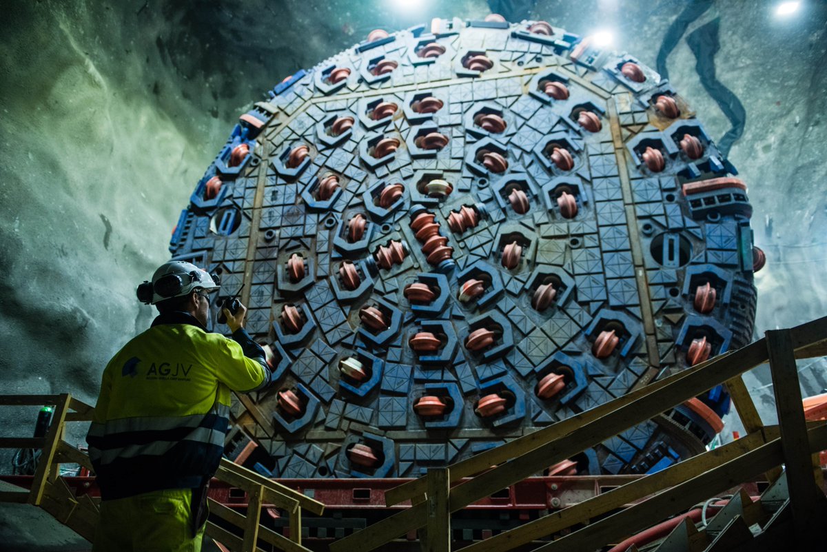 ACCIONA_ME's tweet photo. Routes underground, progress on the surface. We design and build #tunnels to contribute to #SustainableDevelopment thanks to our innovations in #geotechnics and tunnel boring machines, #TBMs🚇
#ExpertsInDesigningABetterPlanet
Find out more 👇🏼
https://t.co/EDsAD2j2ZT https://t.co/oF20YwQuvL