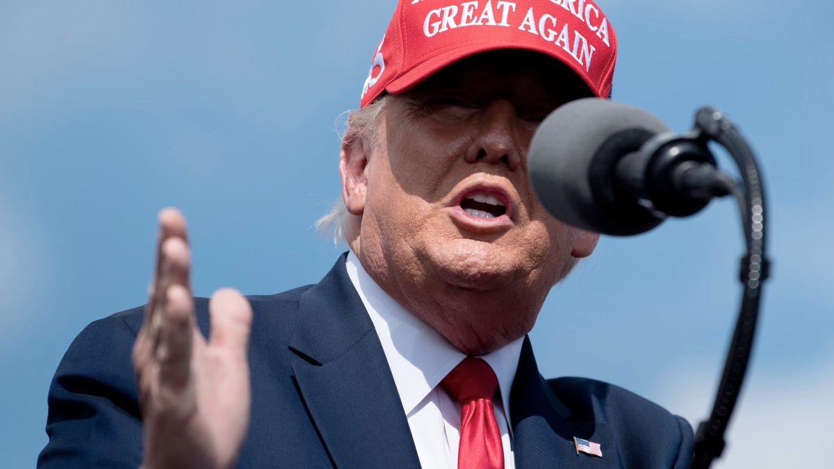 Four years of this dingleberry hanging off the American experiment were only made possible by NOBODY KNOWING THE ABOVE WHEN THEY WERE VOTING FOR HIM.Now, the world knows he's a disaster, a criminal, a foreign agent, a pathetic, greasy villain.