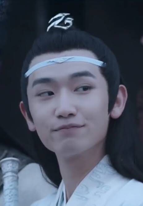 Lan Wangji fanclub president, Lan Jingyi. The most un-Lan Lan who isn’t a least bit scared to drag people to filth. We mortals collectively agree, he’s our son. “Ayo it’s a boi Jingyi and today we servin [some unfortunate cultivational god]”