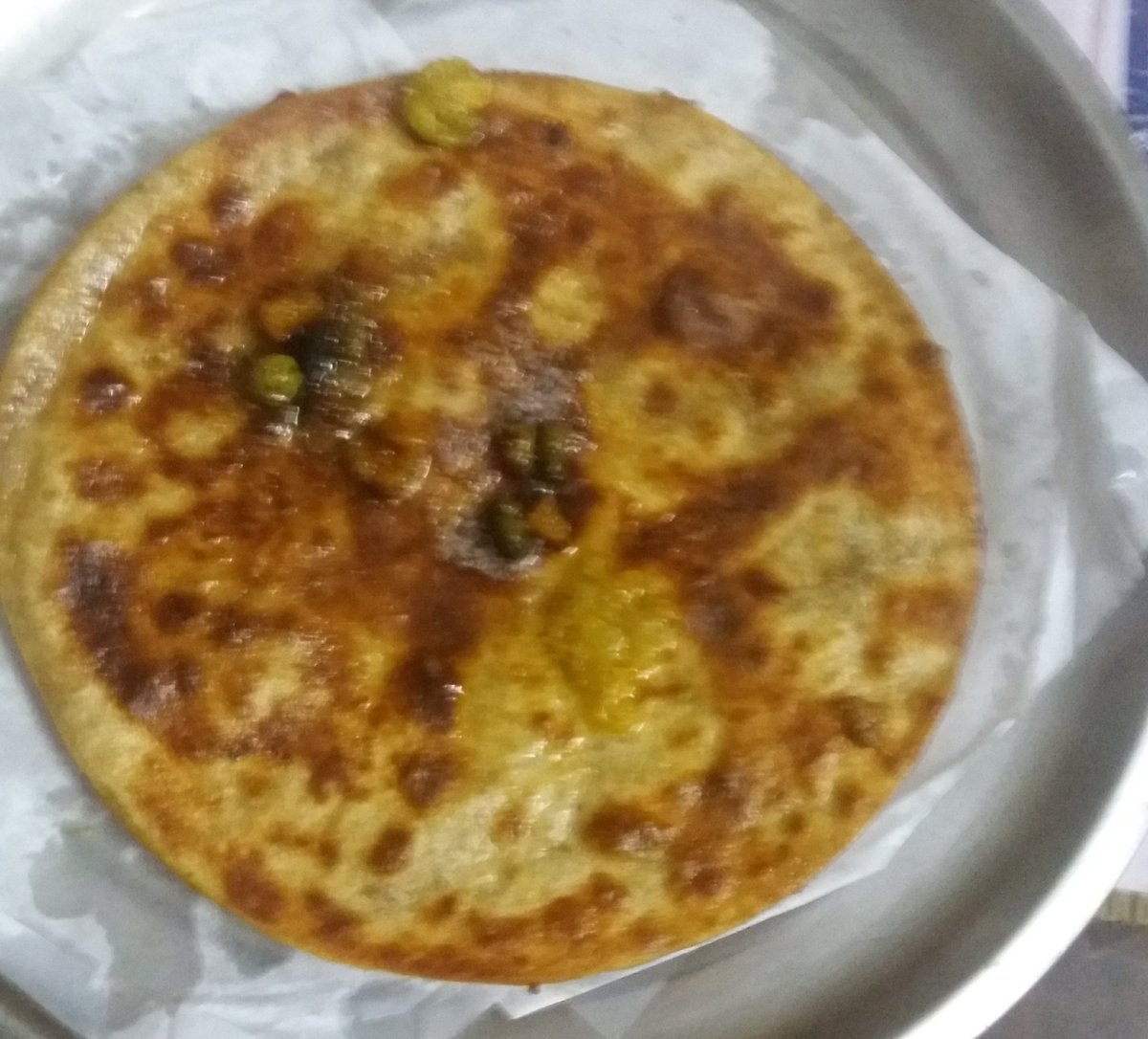 sunilkapoor8's tweet photo. Super #chef @sunilkapoor8 #Idea for healthy #Parotha in #pandemic for bachelors, made with @HarvestGoldIn #ReadyToCookRoti 😜
CC MasterChef @TheVikasKhanna @Sonia14212 @SandeepMall
CC @OberoiUgo give kids healthy food
@luvumessi @KapilChopra72
@ChefKunalKapur @chefritudalmia https://t.co/Py622C0A5z
