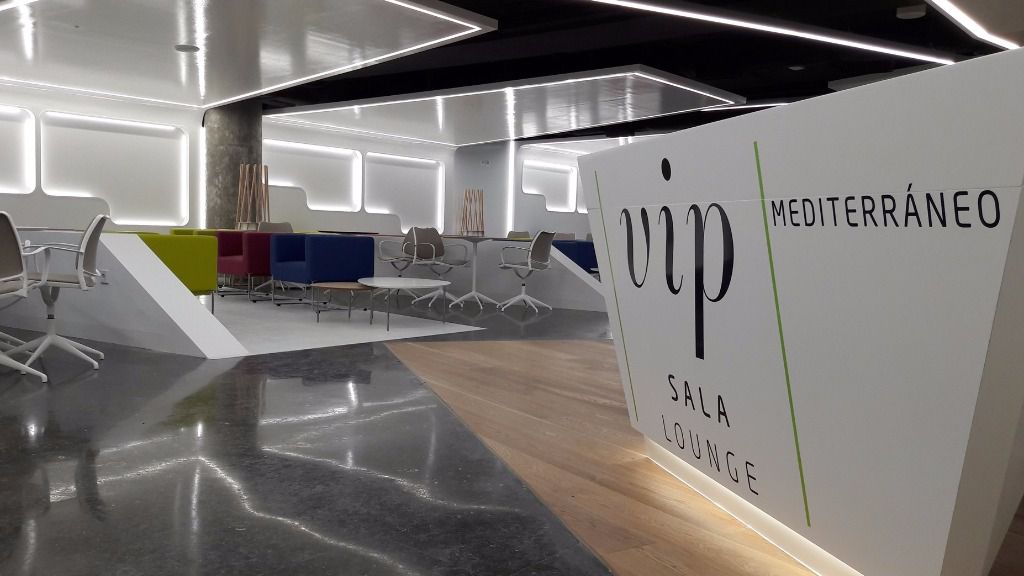 questravelapp's tweet photo. ACE es la clase business de QUESTRAVEL. Nuestra versión de pago incluye seguro de viajes,  gestoría para emisión de visas de turismo y además incluye acceso ilimitado a salas VIP de los principales aeropuertos del mundo.
#businessclass
#VIPLounge
#premiumservice
#QUESTRAVEL https://t.co/V6AUAuxMtA