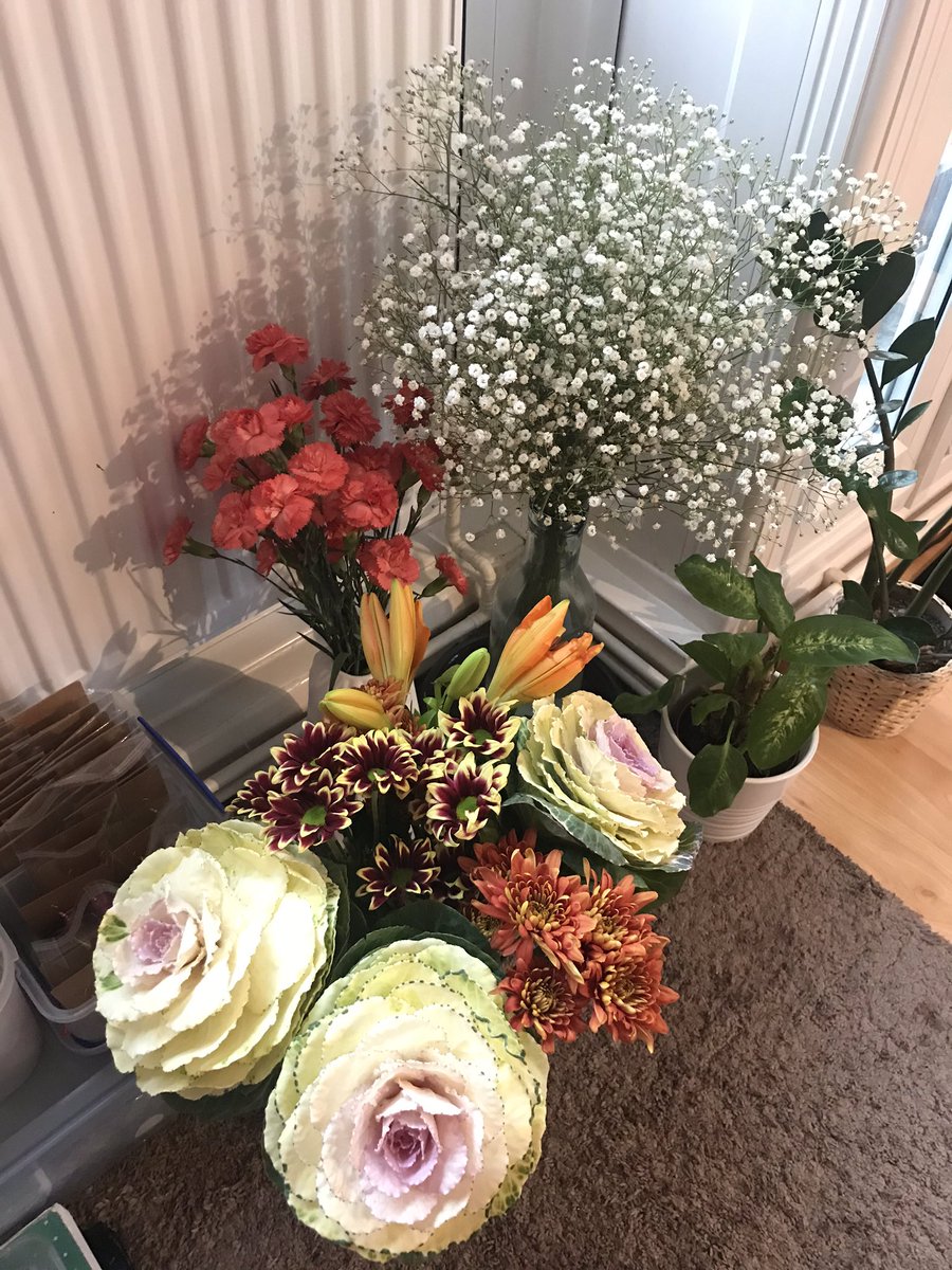 ByClaudiaTan's tweet photo. Arent they just beautiful ! 💐🌺🌸🌷🌻 #flowersaddict #Flowers #gypsophila #beautiful #EtsySeller https://t.co/6BKCWYAXU7