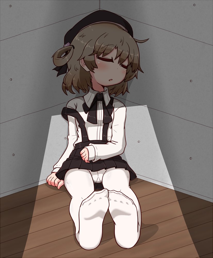 #タイツの日 
らしいので。カラータイツすき。 