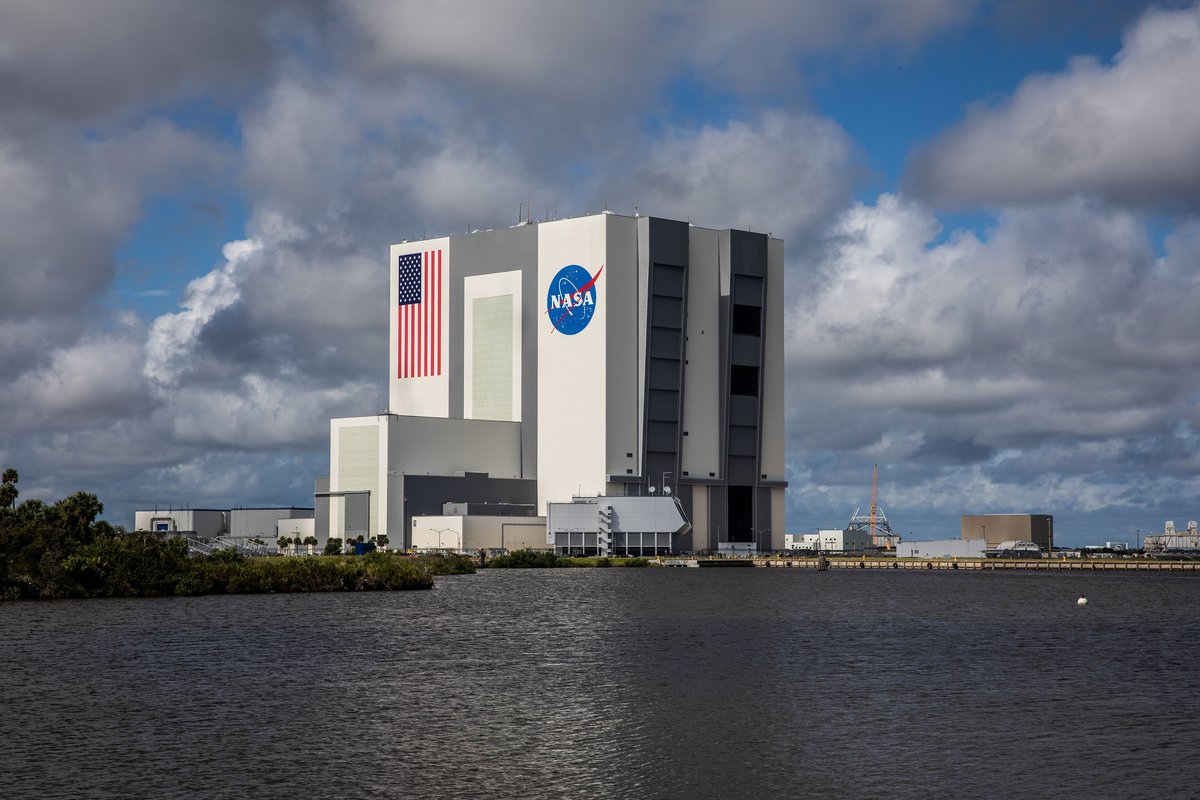 The VAB is still without a doubt one of the most epic buildings ever constructed in my opinion. I can't wait to see the roles it will play as we continue to explore.
