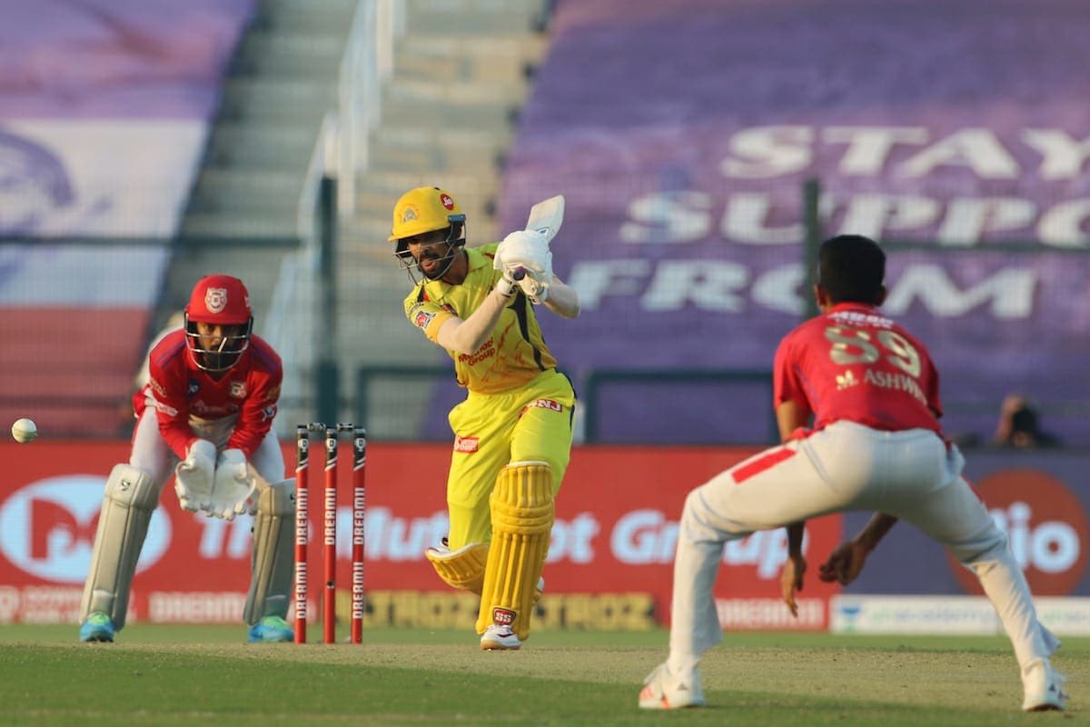 Match 53: CSK beat KXIP by 9 wickets at Abu Dhabi. This loss ended KXIP’s qualification hope. Deepak Hooda scored 62* off 30 to take KXIP to 153. CSK added 82 for the opening stand. Faf scored 48. Ruturaj Gaikwad became the 1st CSK batsman to hit 3 consecutive fifties
