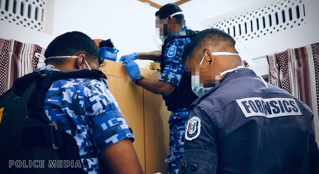 PoliceMv's tweet photo. މުއްޔަށް އެތެރެކުރި މަސްތުވާކެއްޗާއެކު ދެ މީހަކު ހައްޔަރުކޮށްފި
#MuliPolice #PoliceIntel
https://t.co/JCQFNlBUyC https://t.co/zUMWaKOsqZ