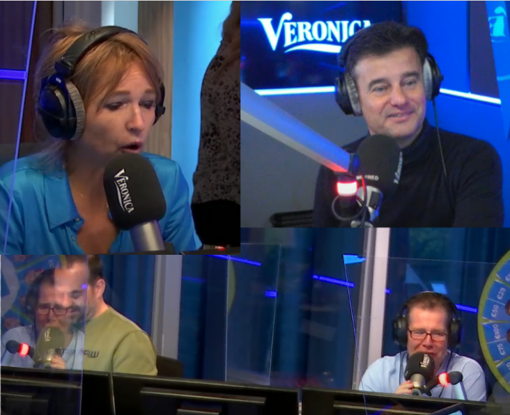 ElzSKzWXIAAAtLh?format=png&name=900x900