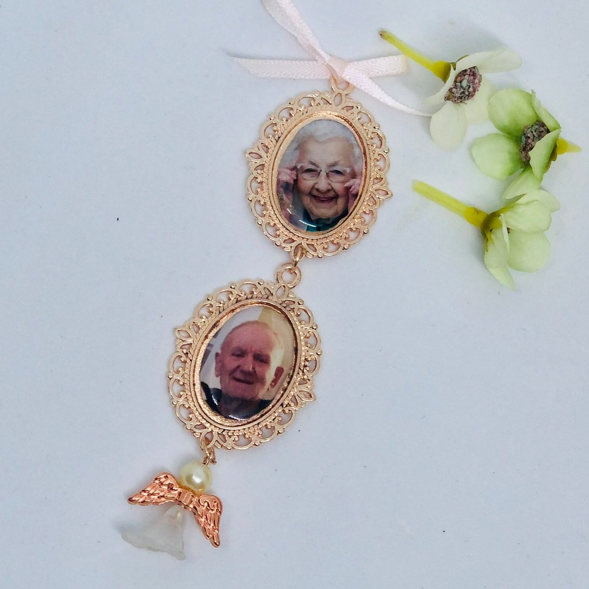 ELOISE ROSE - 2 Oval Bridal Memory Charms edged with a filagree style pattern with a beautiful Rose Gold Angel @bejewelled_bridal  #memorycharm #bouquetcharm #bridalcharm #memorialcharm #weddingcharm #picturecharm #bridalphotocharm