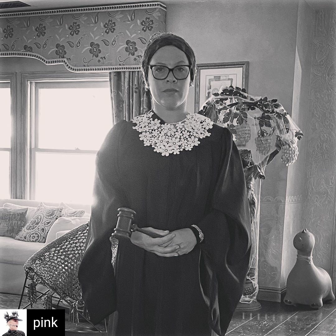 PinkEuropeans's tweet photo. #Repost @pink Halloween 🎃 https://t.co/v5REiolXSO