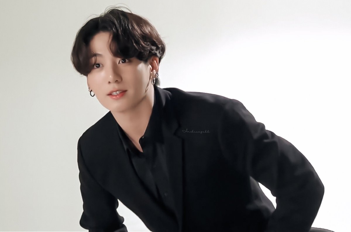 정국 tweet media