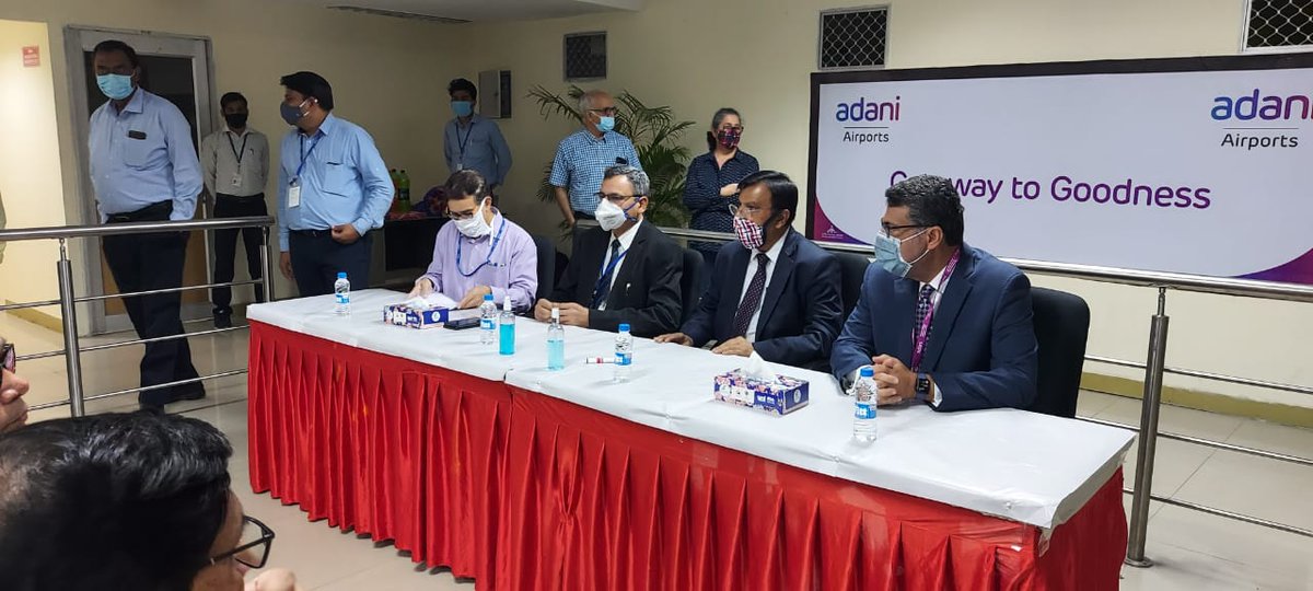AAI_Official's tweet photo. A new dawn for Lucknow Airport.
On 2nd Nov'20 at 00:00 midnight, #AAI's senior officials exchanged Memorandum & handed over Lucknow Airport @aailkoapt to @AdaniOnline. Sh A.K Sharma, APD, Lucknow exchanged symbolic key in accordance with concession agreement & future development. https://t.co/TAyapsDEE6