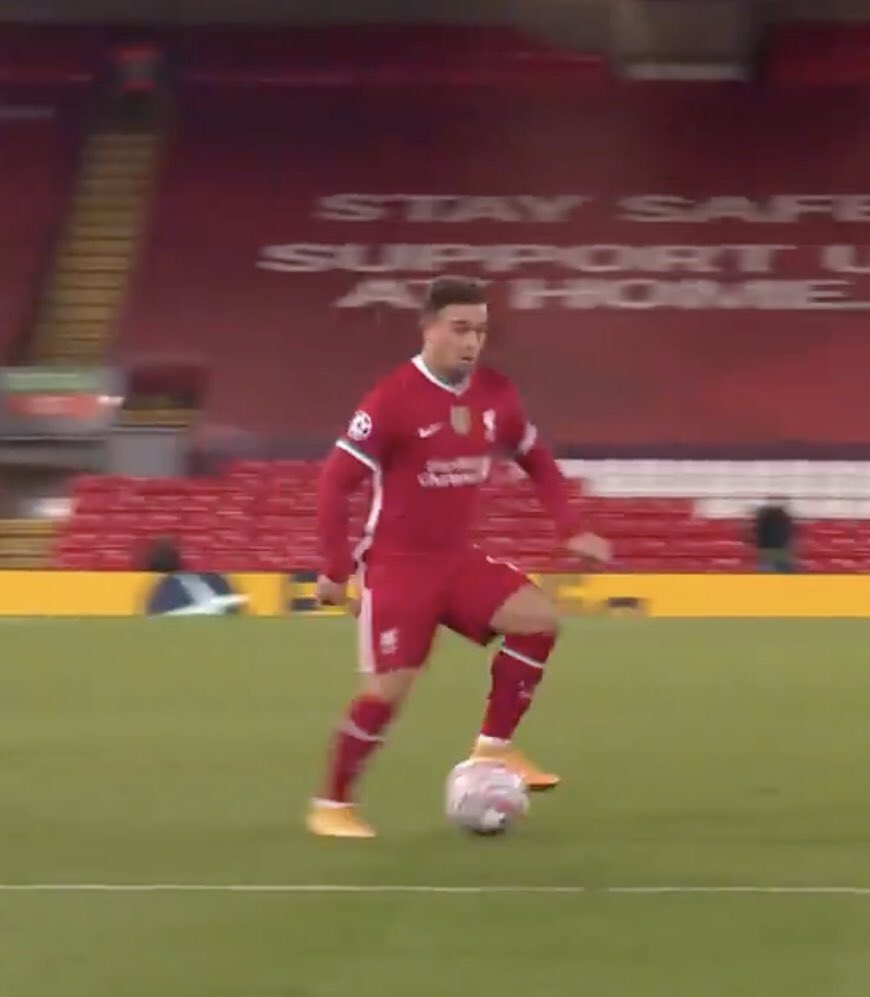 bxsts's tweet photo. @LFC If you ever see Shaqiri in this position making this face, something magical is about to happen. https://t.co/47aHsePgWV