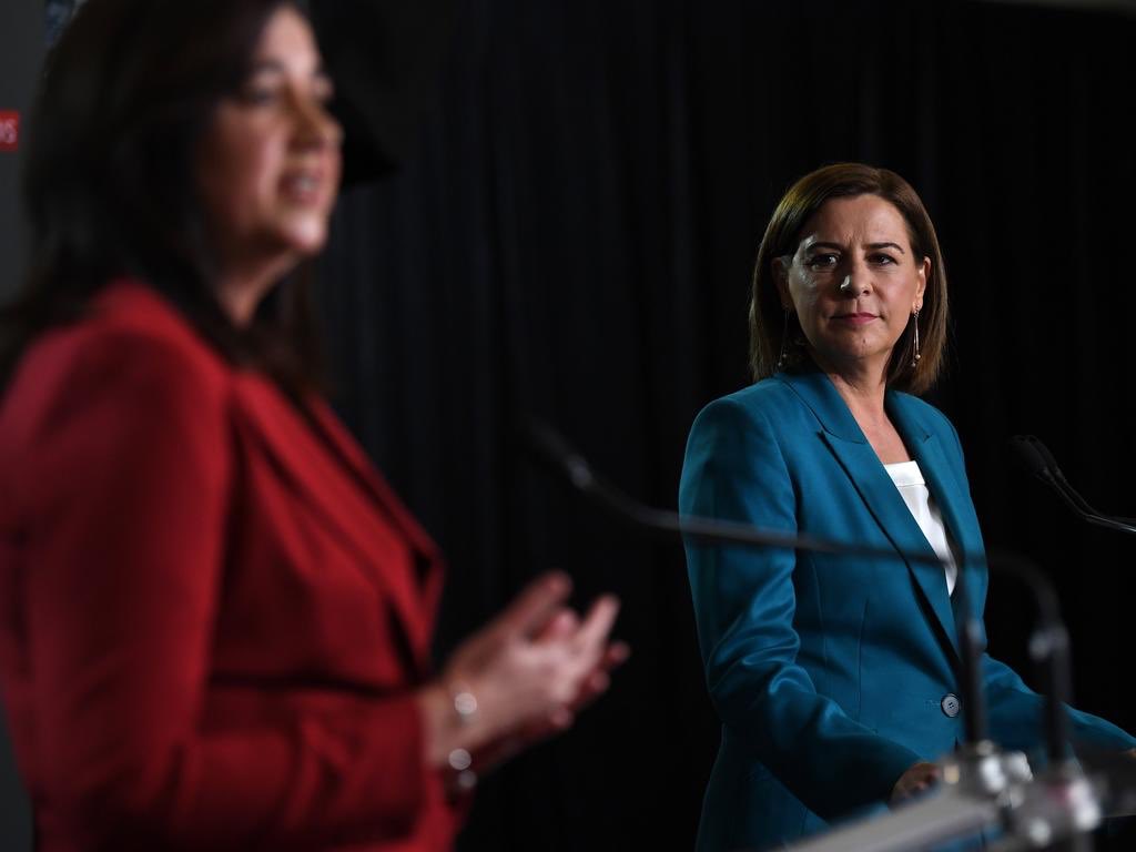 CaraMia200's tweet photo. #FunFact:#QLD is one papr State w/Murdoch owng EVERY n/paper. They criticisd #QldALP & advocatd for their readers to dump their Govt for #LNP.Premier fought all demons to survive Electn: #QldLNP #FedLNP #Palmer & of course #MurdochSewerageCo.How is this a just democracy?#auspol https://t.co/EBcH4znuCO