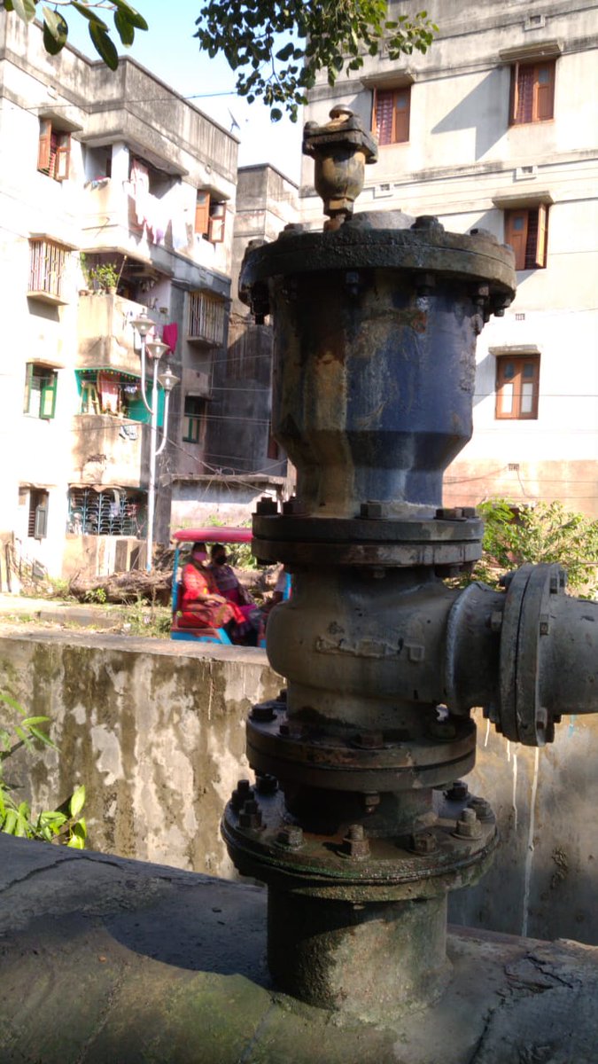 HowrahMunicipal's tweet image. Sir
We have repaired it
Thanks to active citizens like you who always help in saving resources 
Regards