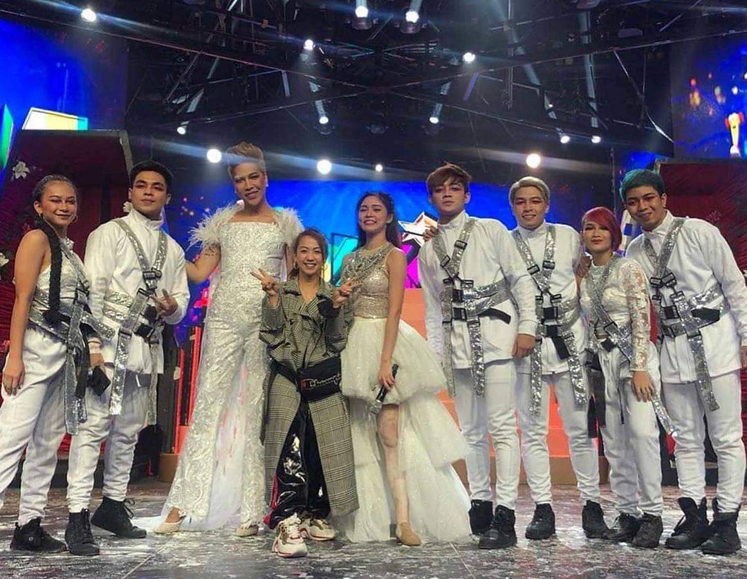 Chinitachinito4's tweet photo. Repost @dgrind_ian
•  •  •  •  •
Thank you @itsshowtimena Family! ❤️

#teamvicekim 
#viceganda #kimchiu
@prinsesachinita https://t.co/CwZVX8v4bb