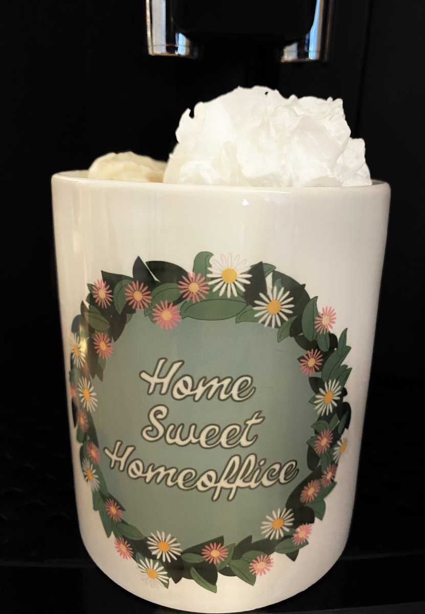 Bleibt gesund!
.
#november #volksverpetzer #vvp 
<a href="/Volksverpetzer/">Volksverpetzer 🇪🇺🇺🇦🏳️‍🌈</a> <a href="/VVP_Shop/">Der Volksverpetzer Shop</a>