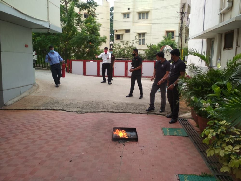 ArslanSrsIndia's tweet image. ARSLAN SRS INDIA- &quot;Fire Drill Training&quot; led by Regional Security Manager- South.

#GlobalSecuritySolutions #CentreofExcellence.

&quot;Passion for providing quality services&quot;