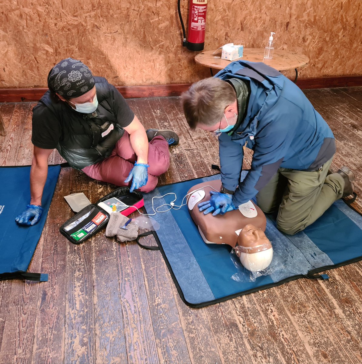 dalestraining's tweet image. Absolutely brilliant weekends Outdoor First Aid course @yorkdalesguides Couldn't have asked for better hosts.