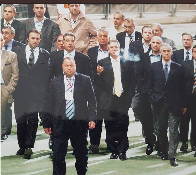 DemirkanKader's tweet photo. Nice sağlıklı yıllara Canım Başkan ım #MutluYıllarAzizYıldırım 💛💙 https://t.co/MyL6Ba7ikq