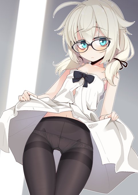 ヴタ(@VRespawn001)さんちのクオリアちゃん
「これで……今晩泊めてくれるの?」#タイツの日 