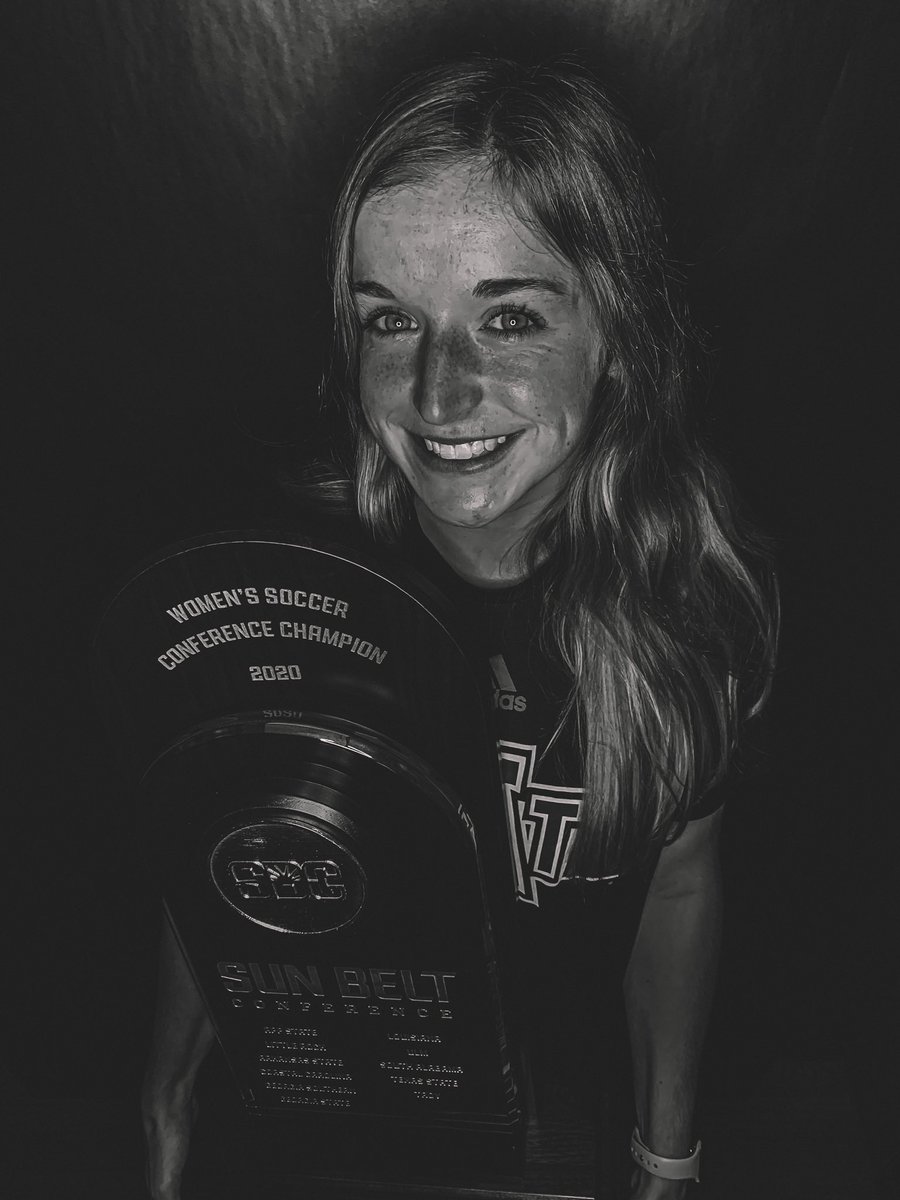 AStateSoccer's tweet photo. CHAMPIONS. 🏆 https://t.co/4taJqzt4kg