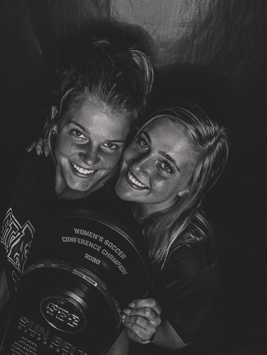 AStateSoccer's tweet photo. CHAMPIONS. 🏆 https://t.co/4taJqzt4kg