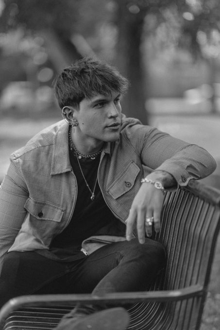 Last of photo spam promise 😤 https://t.co/z27GaZlYHn